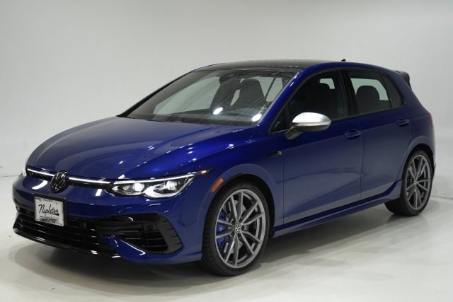 Used 2024 Volkswagen Golf R image 3
