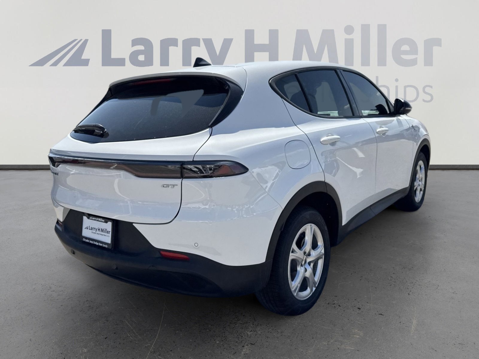 New 2025 Dodge Hornet GT w/ Cold Weather Group image 8