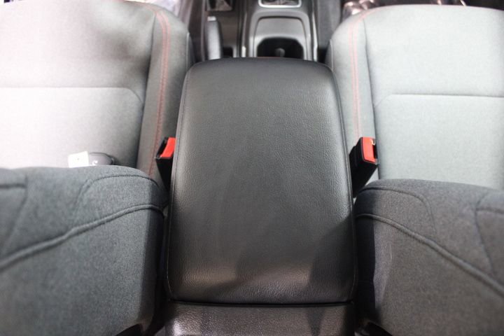 Used 2025 Jeep Wrangler Rubicon image 30