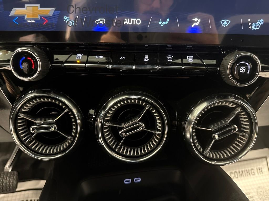 New 2026 Chevrolet Blazer EV LT image 26