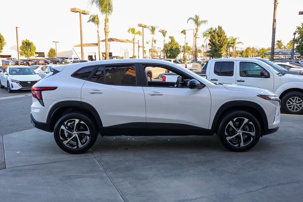 Used 2024 Chevrolet Trax RS w/ Driver Confidence Package image 3