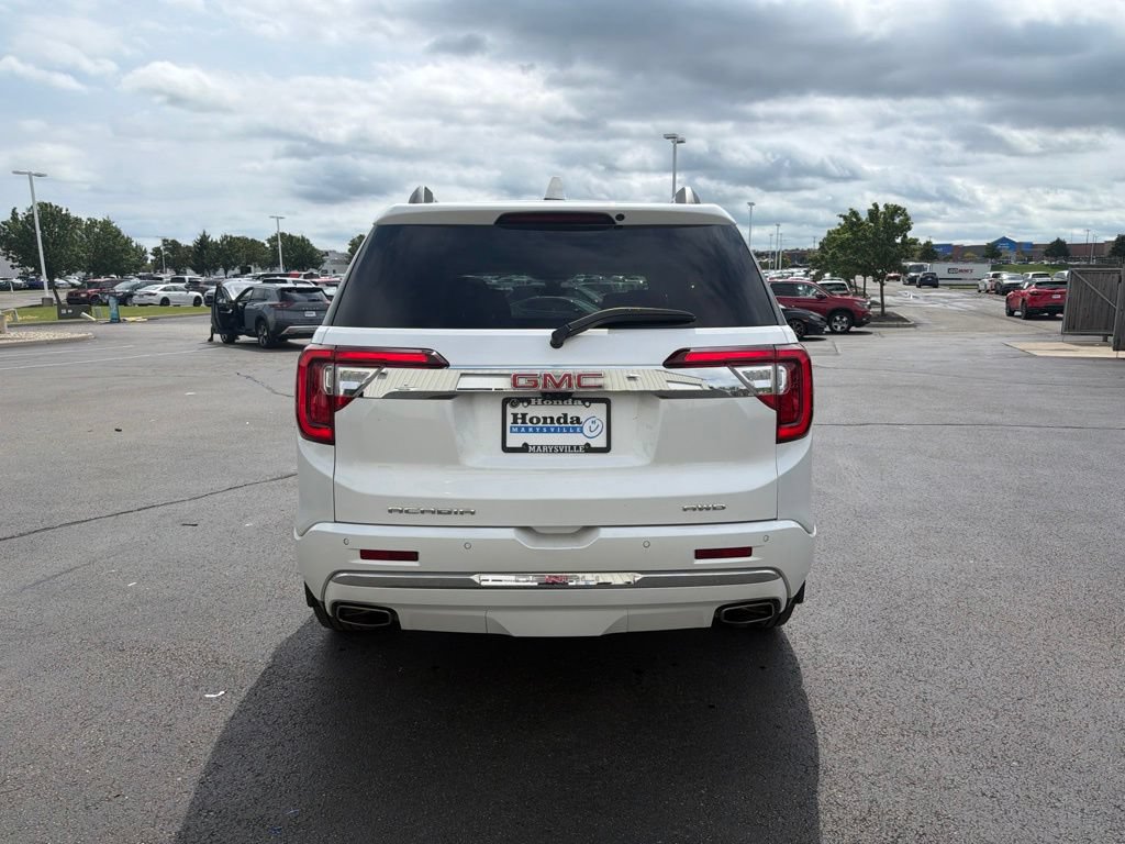 Used 2023 GMC Acadia Denali w/ Denali Ultimate Package AWD/4WD image 6