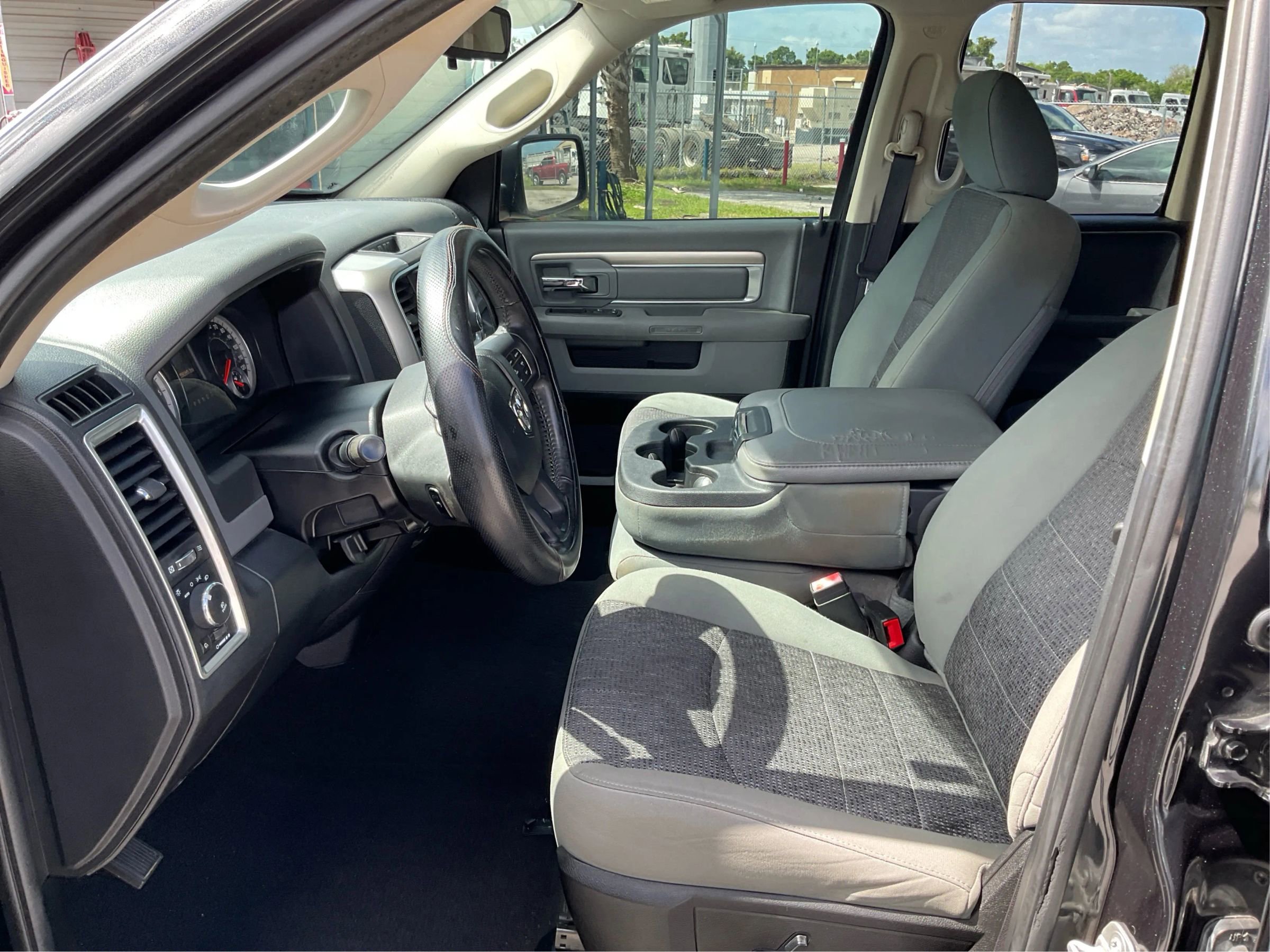 Used 2016 RAM 1500 Big Horn RWD image 9