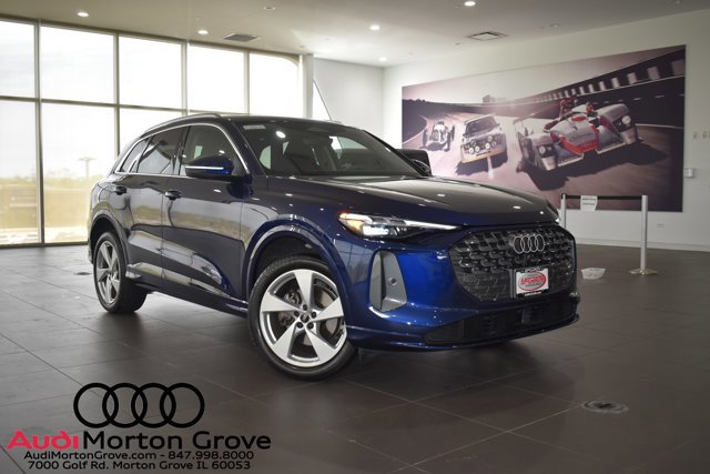 Used 2025 Audi Q5 Premium Plus w/ Premium Plus AWD/4WD image 1