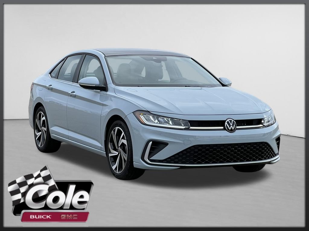Used 2025 Volkswagen Jetta SEL image 1