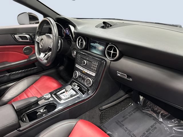 Certified 2020 Mercedes-Benz SLC 300 image 13