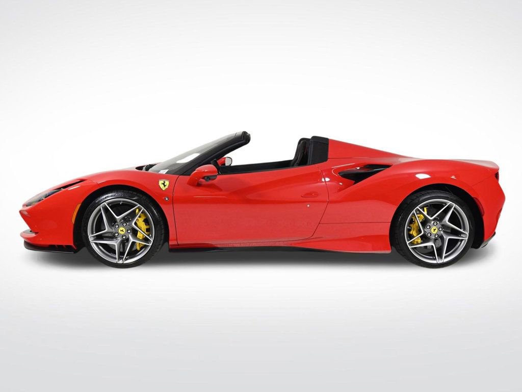 Used 2022 Ferrari F8 Tributo image 7