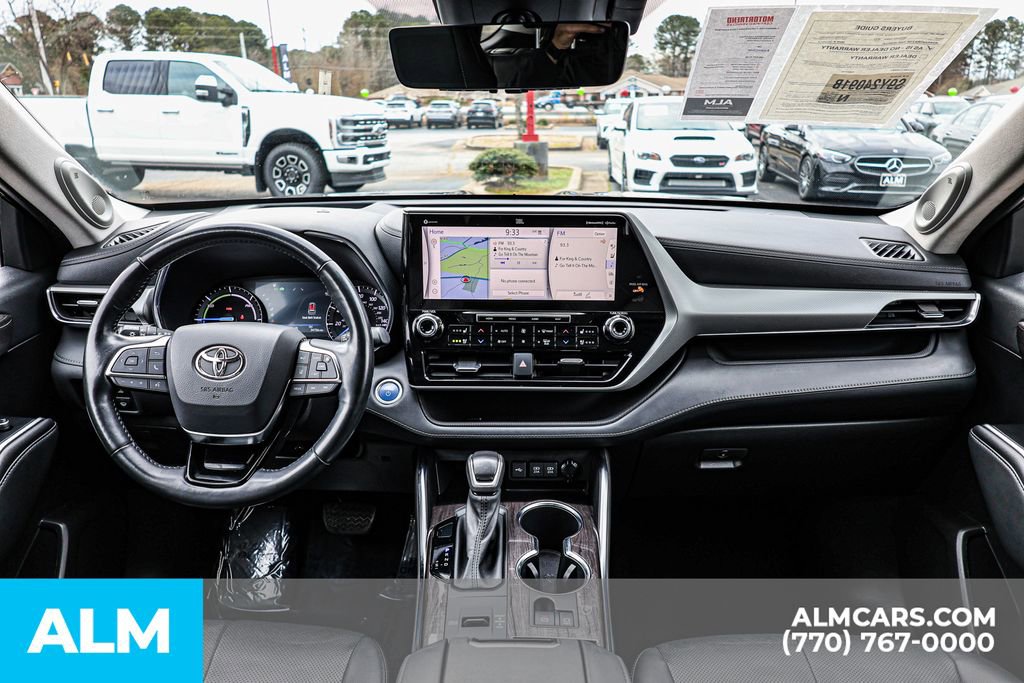 Used 2021 Toyota Highlander Platinum image 31