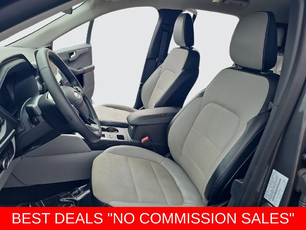 Used 2025 Ford Escape SE FWD image 15