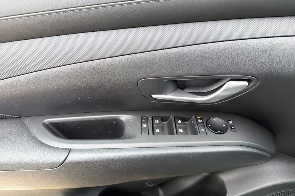 New 2026 Hyundai Tucson SEL image 9