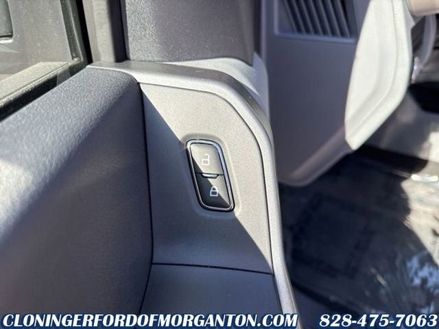 New 2026 Ford F250 XLT w/ FX4 Off-Road Package AWD/4WD image 17