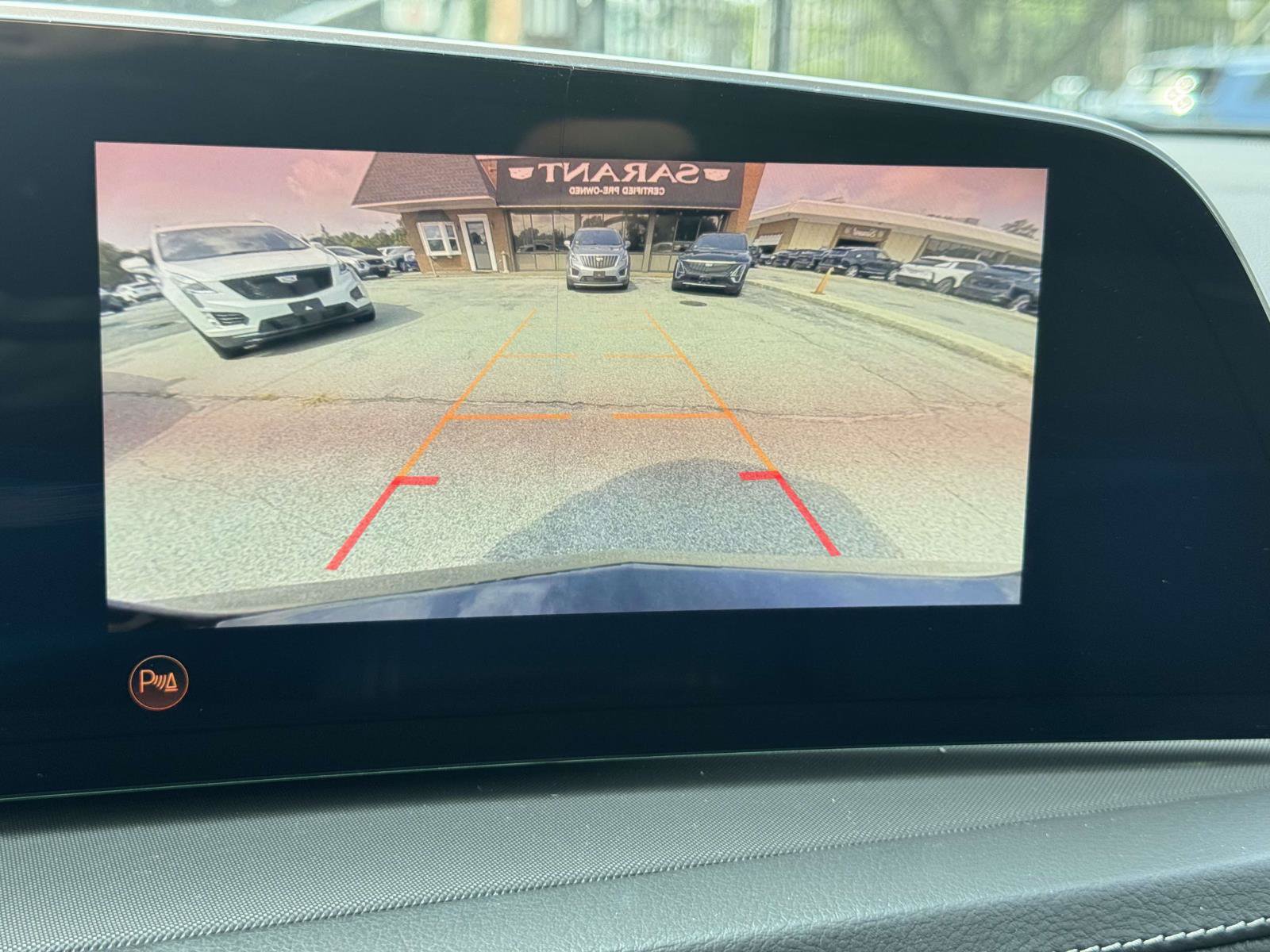 Certified 2024 Cadillac XT4 Luxury w/ Cold Weather Package AWD/4WD image 19