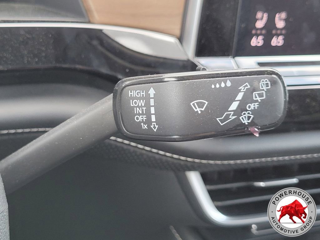 Used 2024 Volkswagen Atlas SE image 31