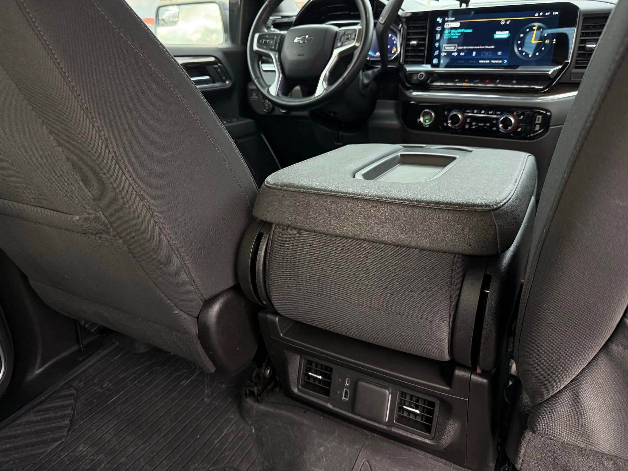 Used 2024 Chevrolet Silverado 1500 LT Trail Boss w/ Protection Package image 37