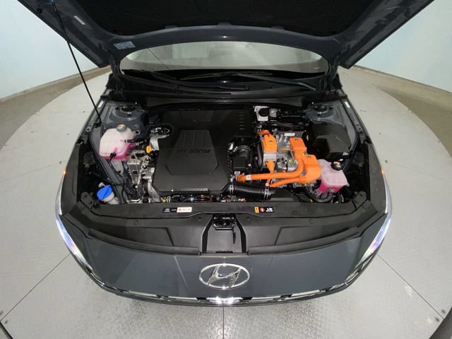 Used 2023 Hyundai Elantra Limited FWD image 26