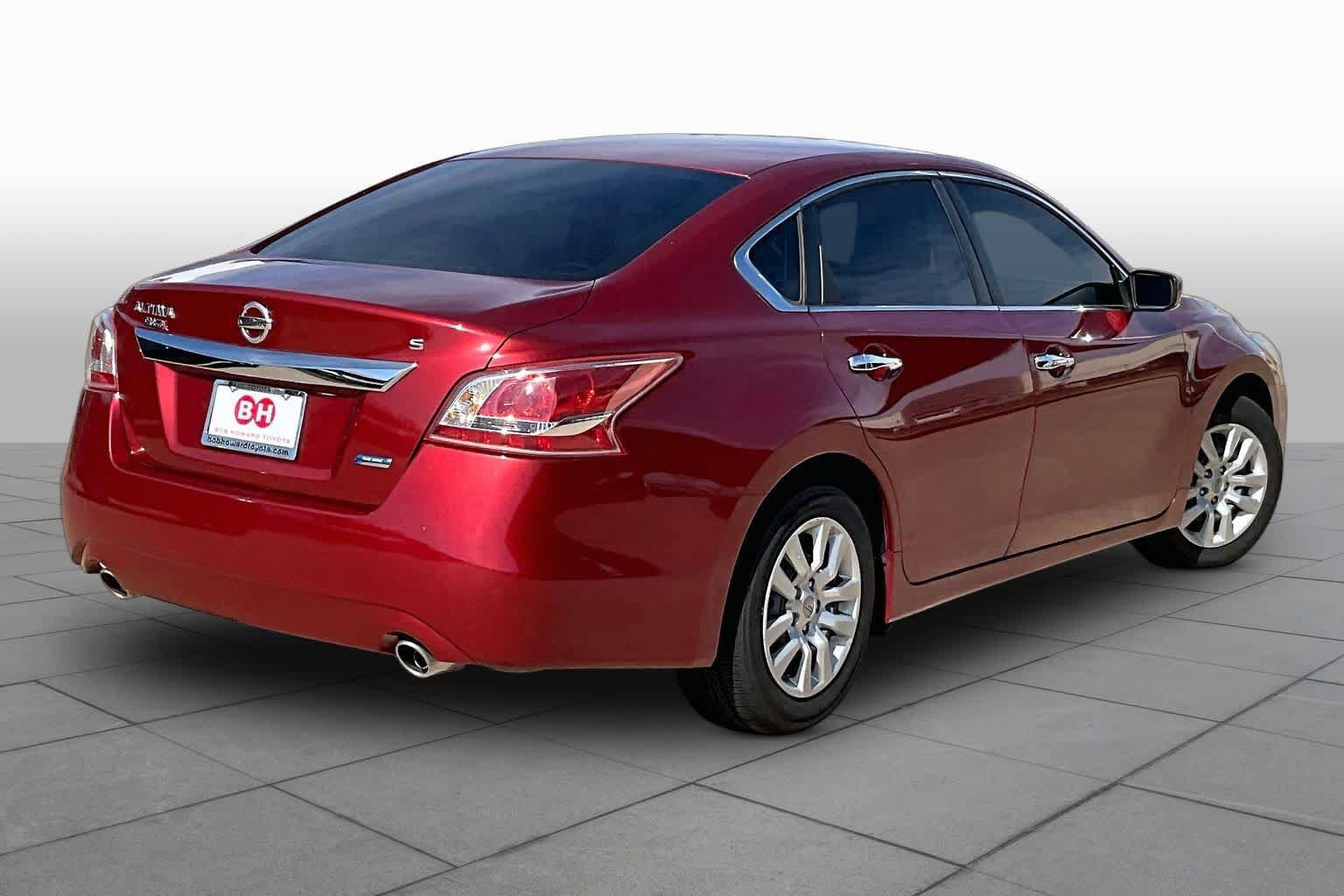 Used 2013 Nissan Altima 2.5 S FWD image 13