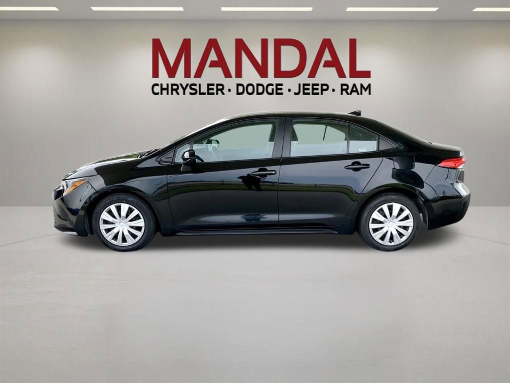 Used 2024 Toyota Corolla LE FWD image 10