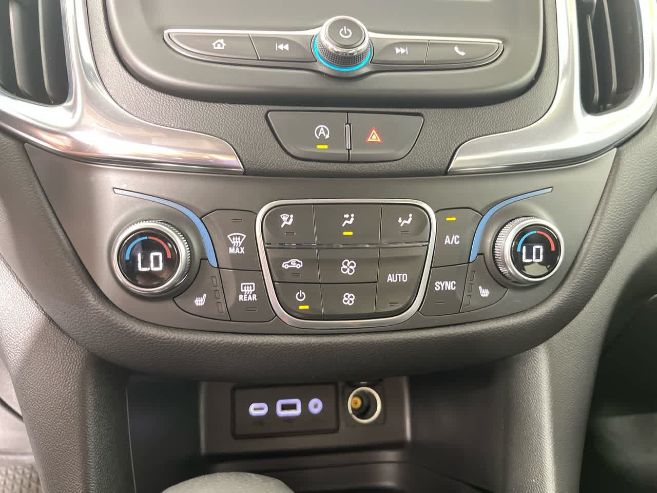 Used 2024 Chevrolet Equinox LT FWD image 21