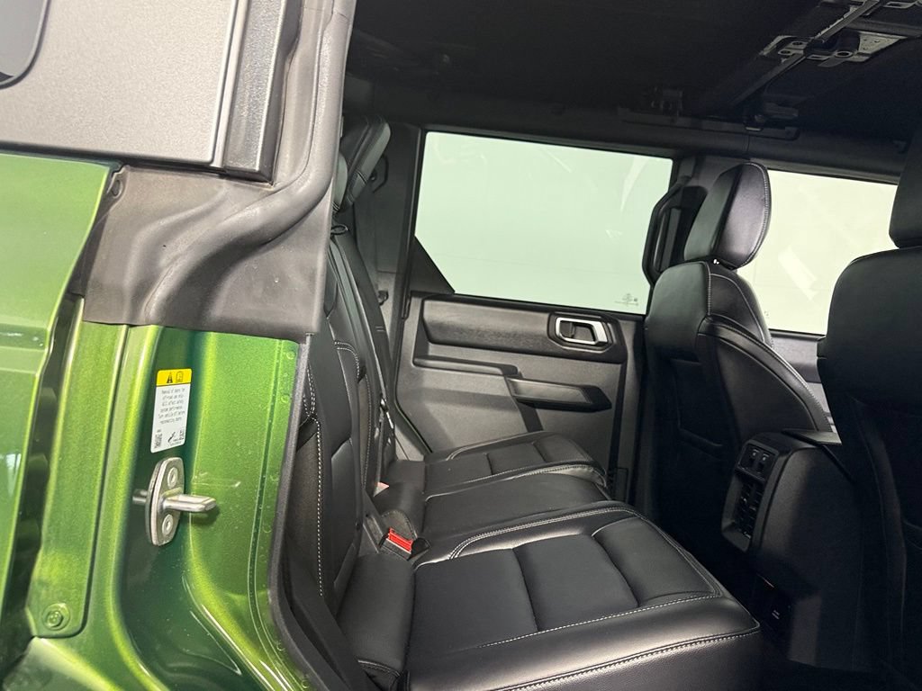 Used 2025 Ford Bronco Outer Banks AWD/4WD image 14