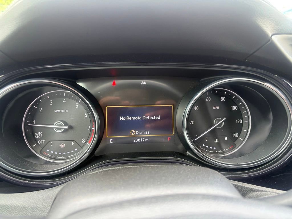 Used 2023 Buick Encore GX Select w/ Sport Touring Package FWD image 29