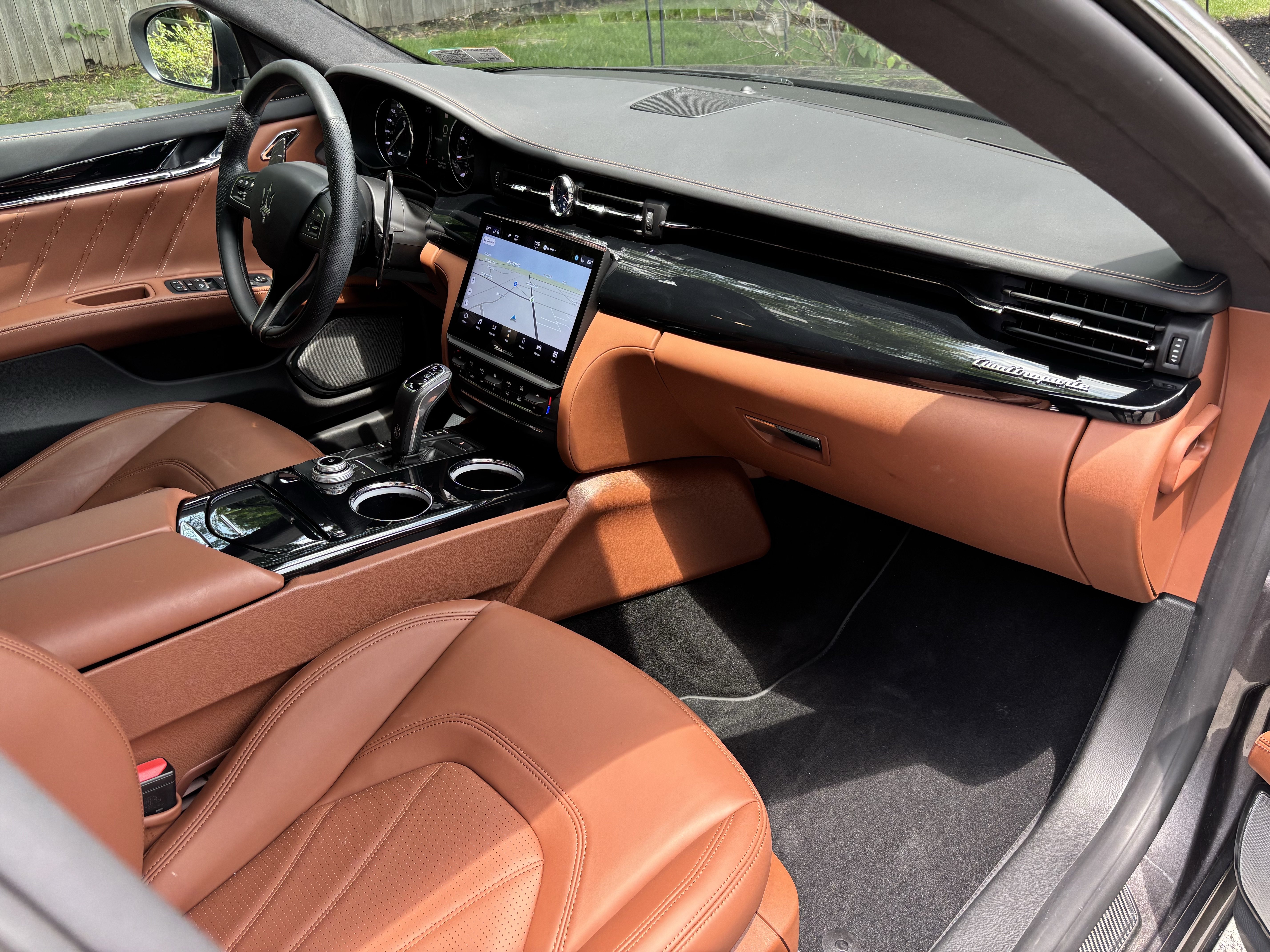 Used 2022 Maserati Quattroporte Modena Q4 AWD/4WD image 23