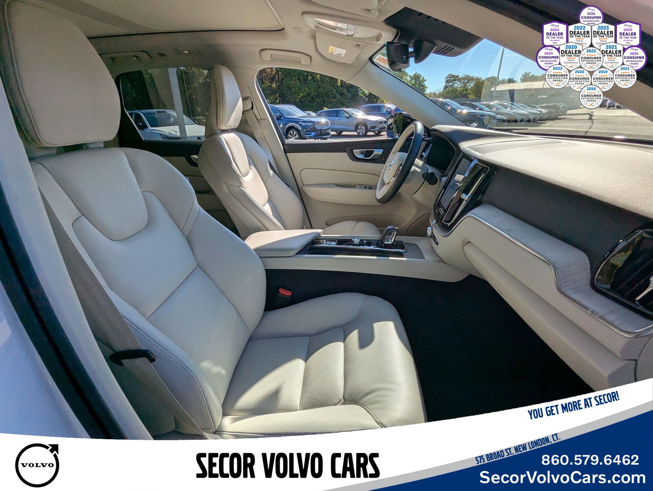 Certified 2024 Volvo XC60 T8 Plus w/ Protection Package Premier image 22