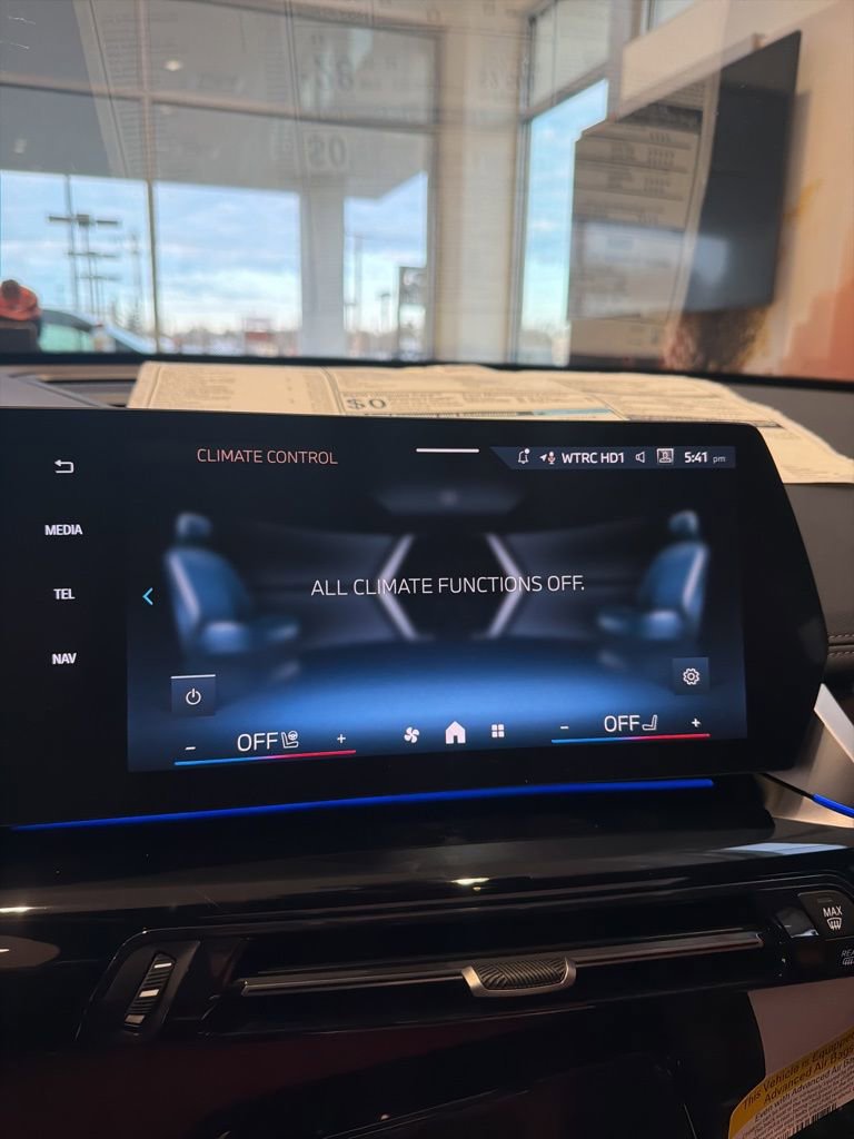 New 2026 BMW X1 xDrive28i w/ Technology Package image 25