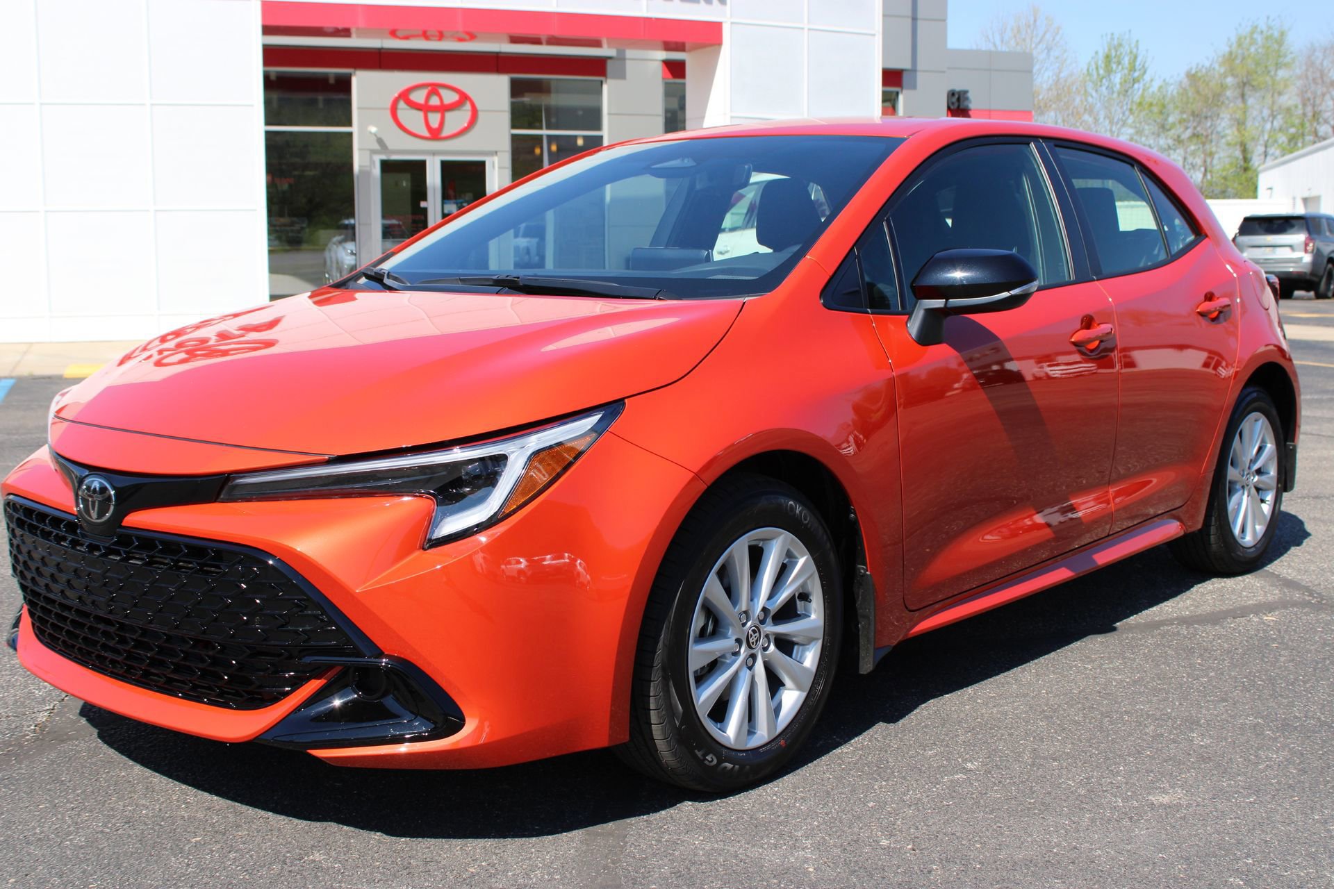 New 2026 Toyota Corolla SE FWD image 2