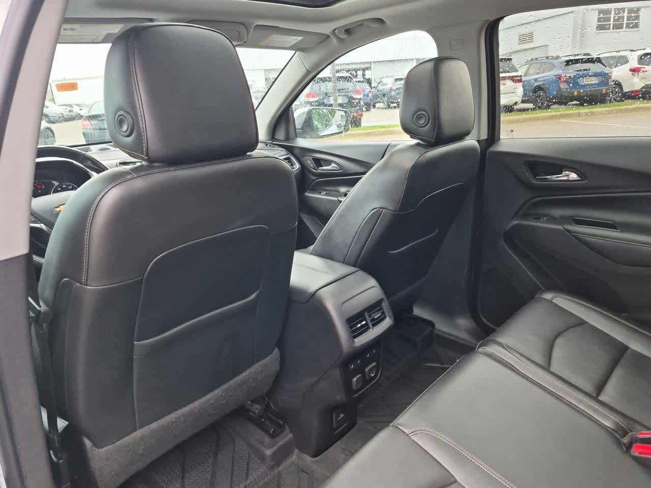 Used 2018 Chevrolet Equinox Premier AWD/4WD image 18
