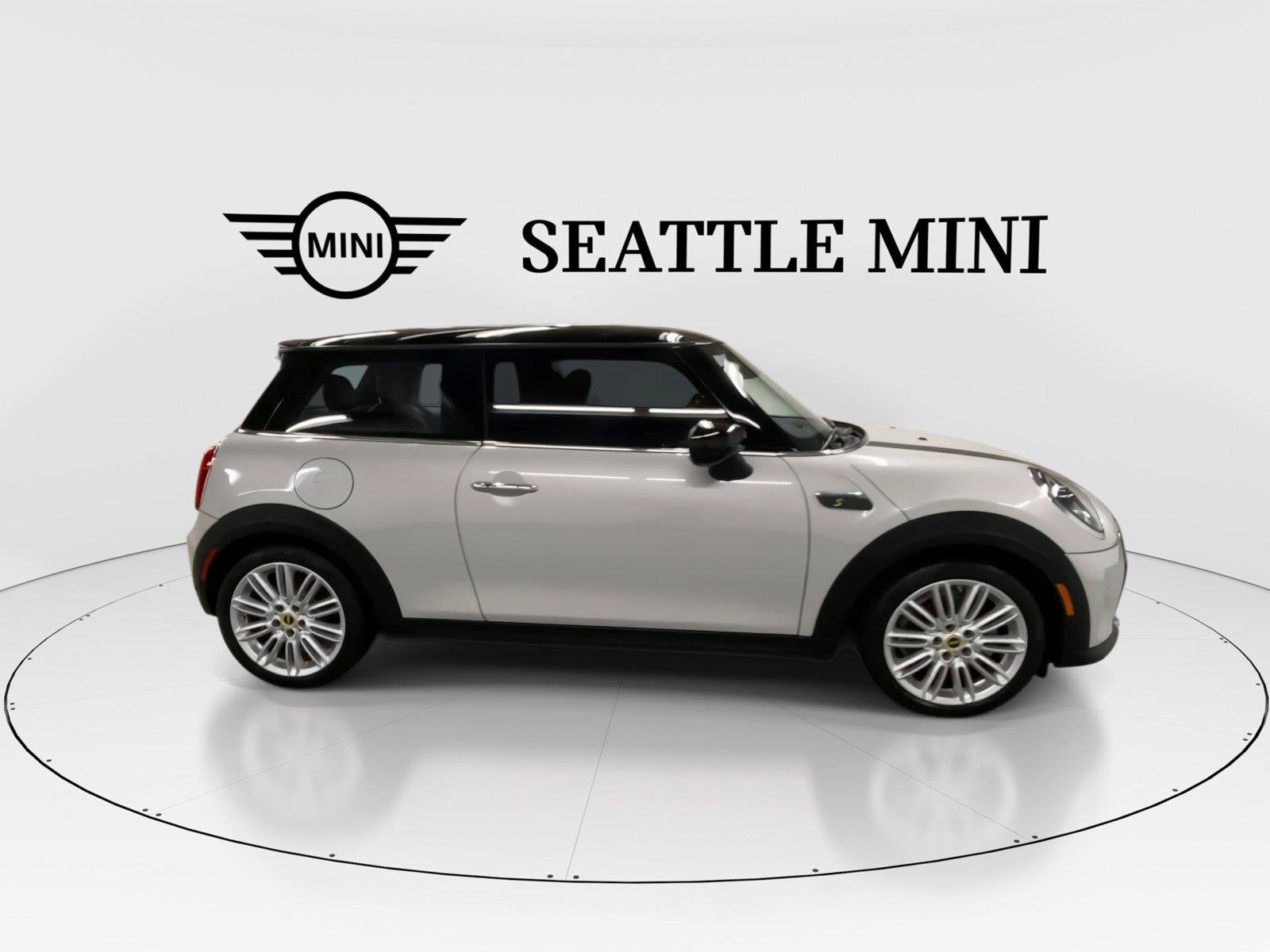 Used 2023 MINI Cooper SE FWD image 13
