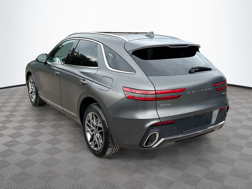 Used 2024 Genesis GV70 2.5T w/ Advanced Package AWD/4WD image 8