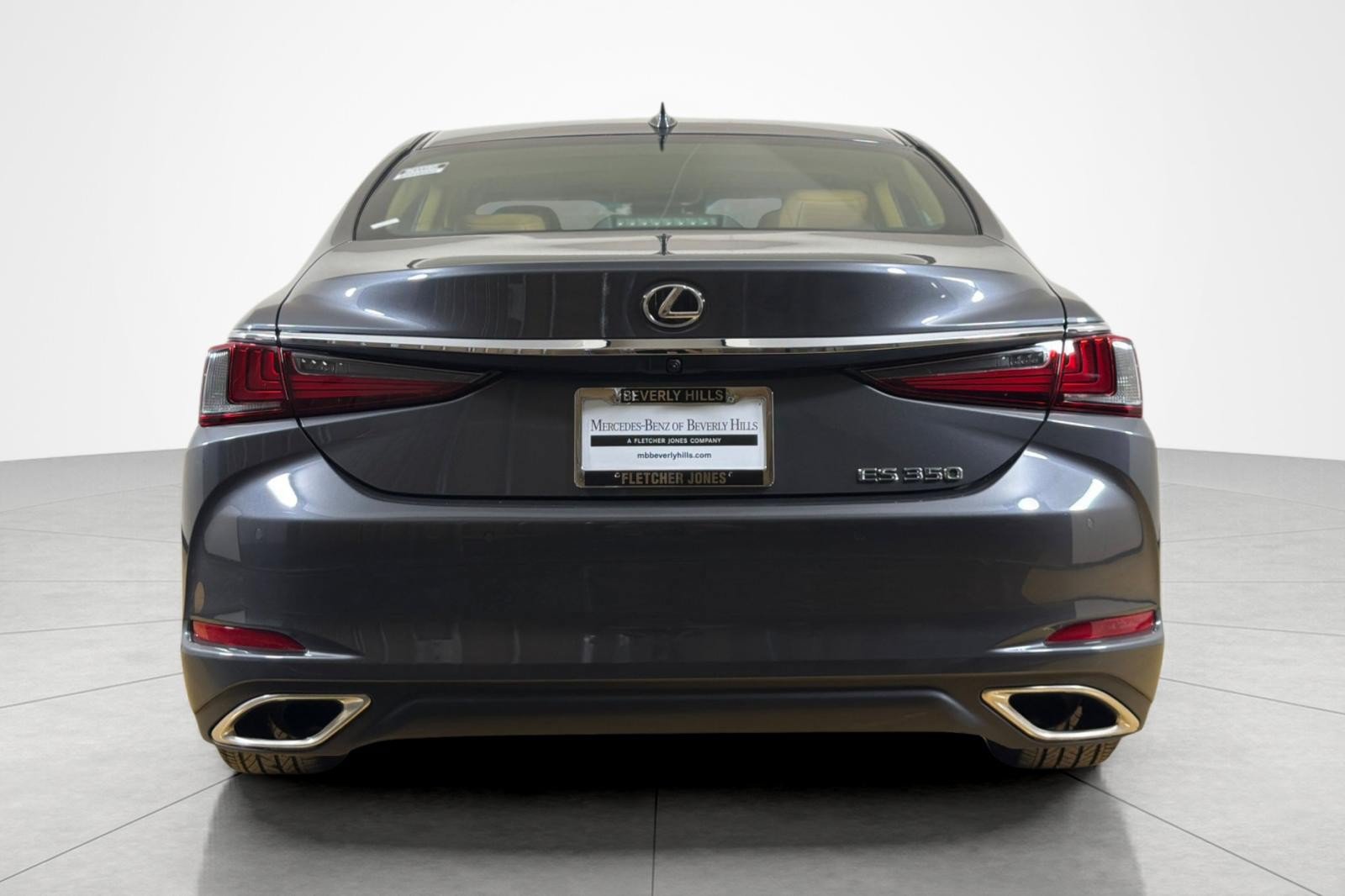 Used 2024 Lexus ES 350 w/ Premium Package FWD image 4