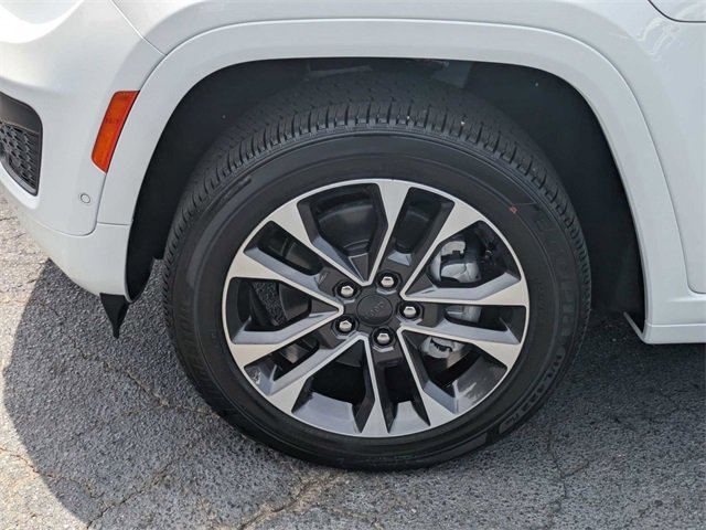 New 2024 Jeep Grand Cherokee Overland w/ Advanced Protech Group III image 9