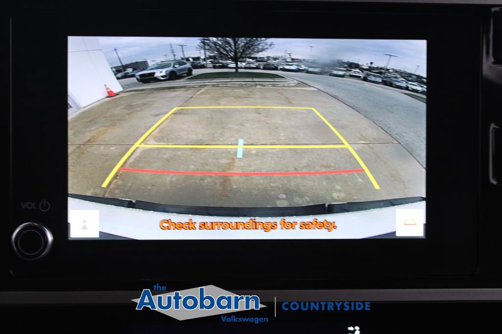 Used 2025 Toyota Tundra SR5 AWD/4WD image 16