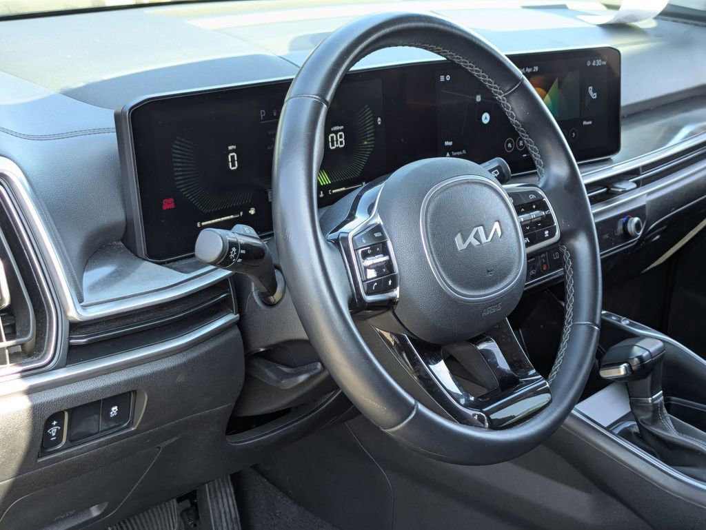 Used 2024 Kia Sorento S FWD image 14