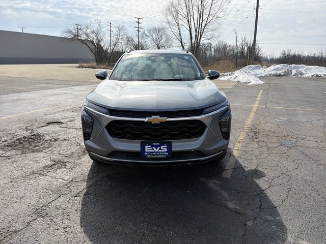 New 2026 Chevrolet Trax LT w/ LT Convenience Package image 2