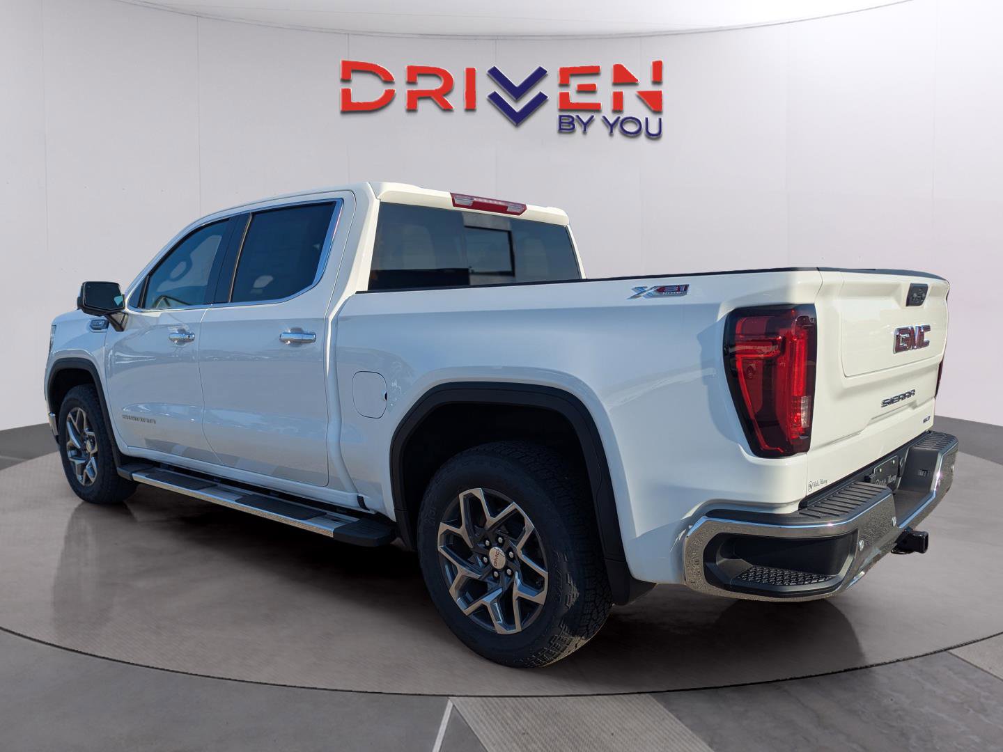 New 2026 GMC Sierra 1500 SLT w/ SLT Premium Plus Package image 3