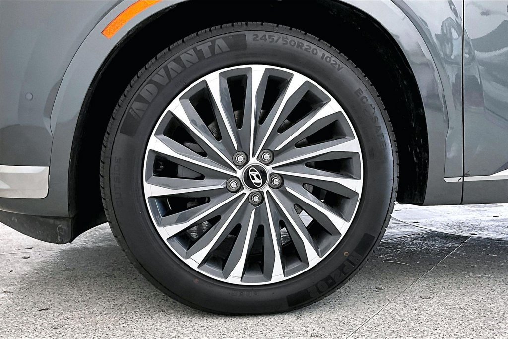 Used 2024 Hyundai Palisade Calligraphy AWD/4WD image 11