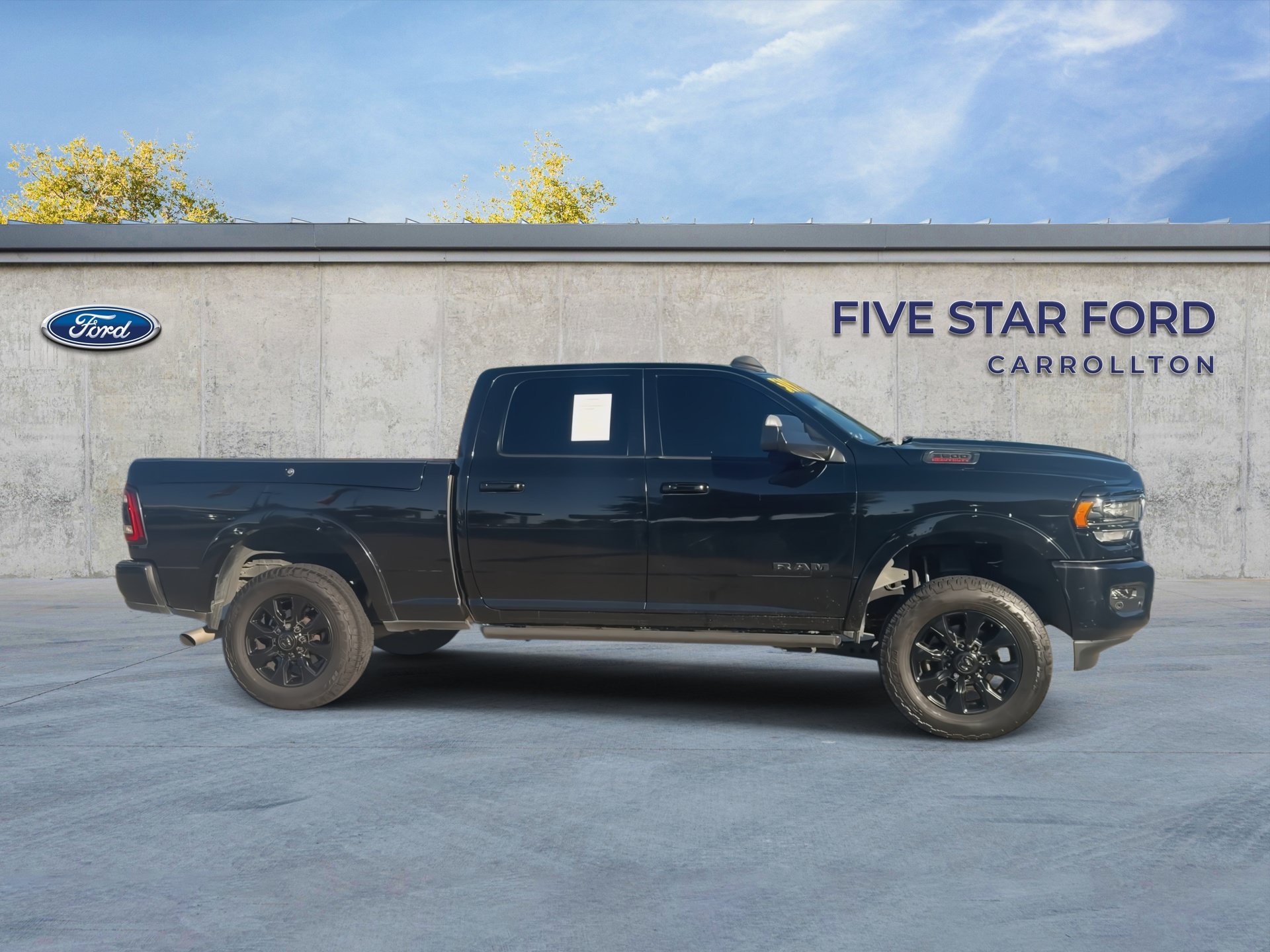 Used 2022 RAM 3500 Limited AWD/4WD image 3