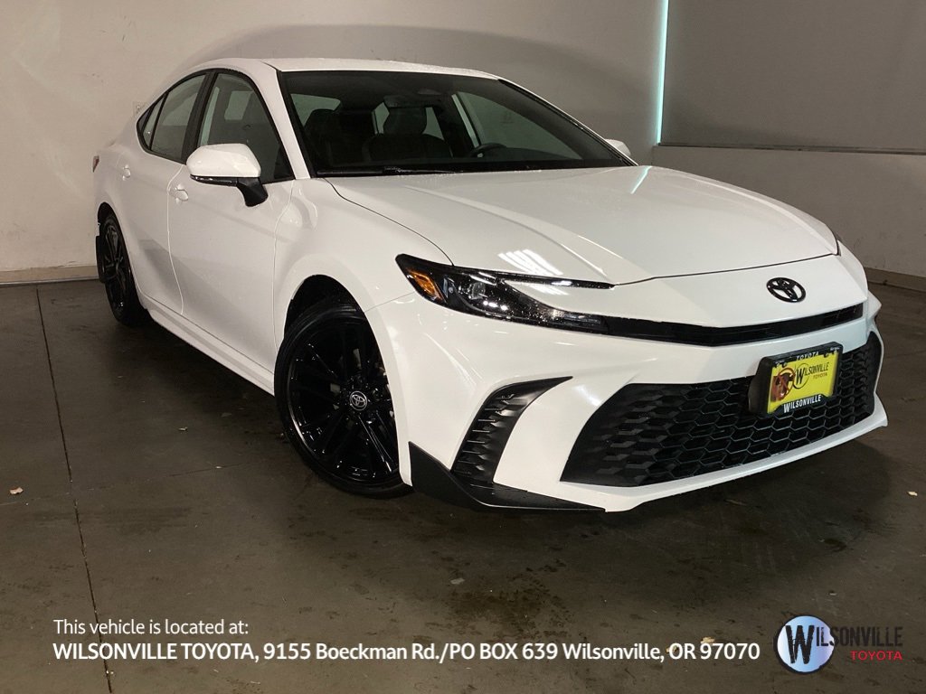 Used 2025 Toyota Camry Hybrid