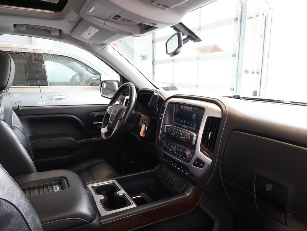 Used 2018 GMC Sierra 1500 SLT w/ SLT Premium Package AWD/4WD image 41