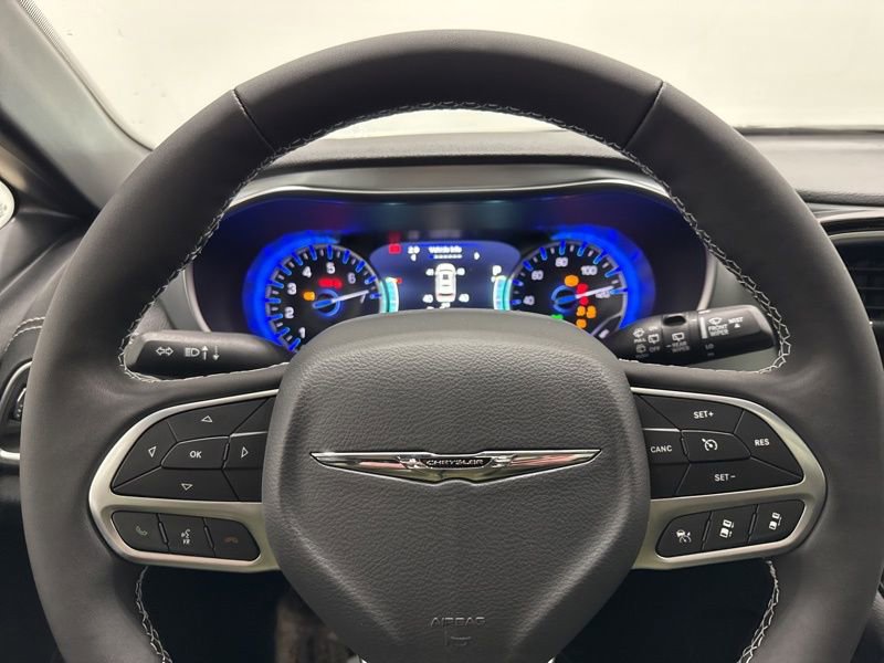 New 2026 Chrysler Pacifica Limited image 30