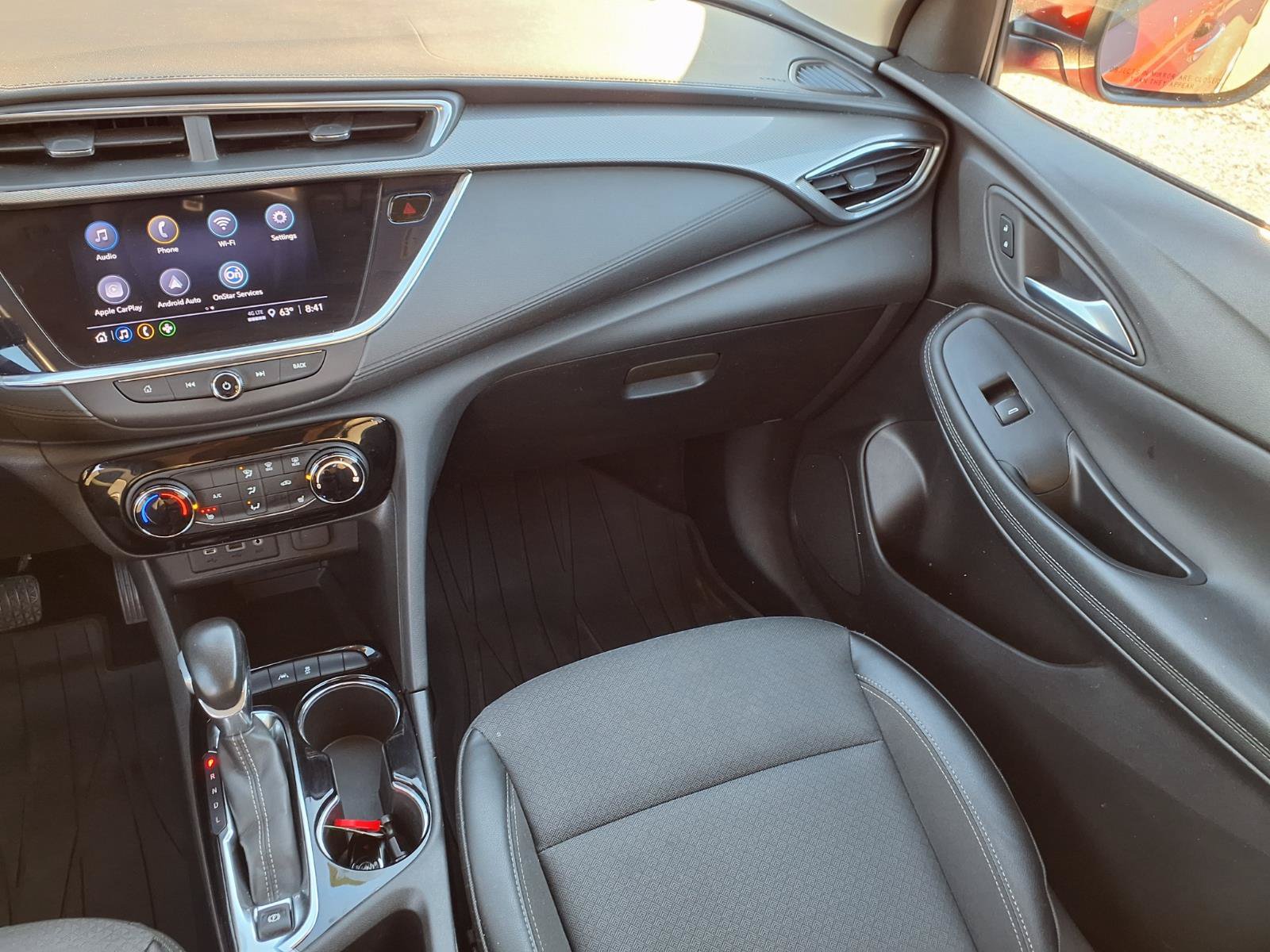 Used 2022 Buick Encore GX Preferred w/ Cold Weather Comfort Package FWD image 4