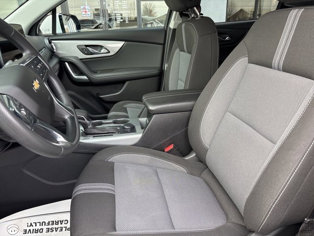 Used 2023 Chevrolet Blazer LT image 4