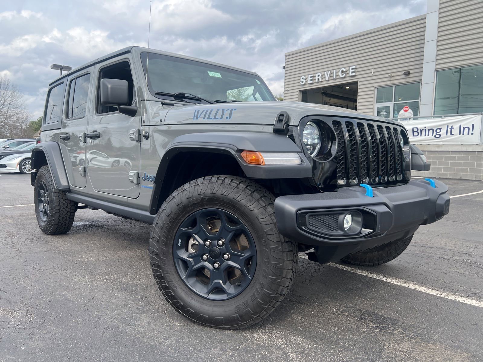 Used 2023 Jeep Wrangler Unlimited w/ Cold Weather Group AWD/4WD image 40