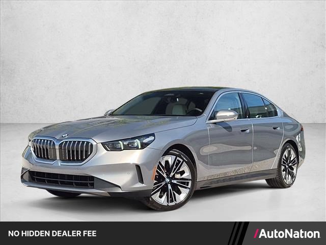 Certified 2026 BMW 540i xDrive AWD/4WD image 1