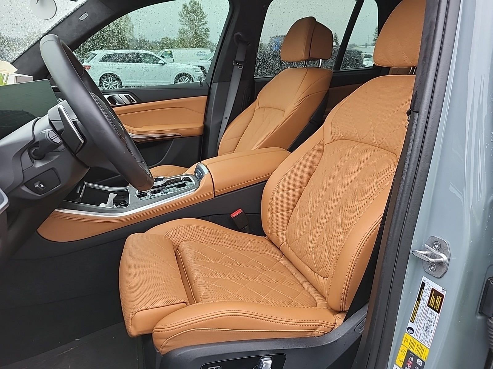 Used 2024 BMW X5 xDrive50e w/ Executive Package image 5