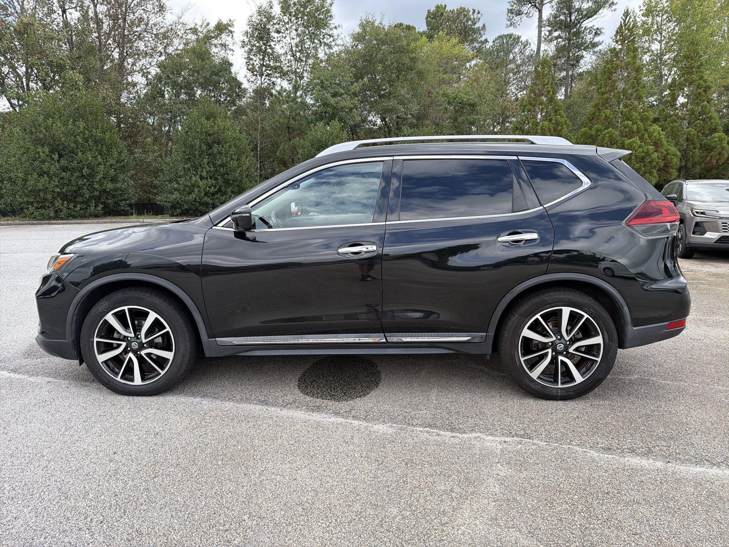Used 2019 Nissan Rogue SL FWD image 26