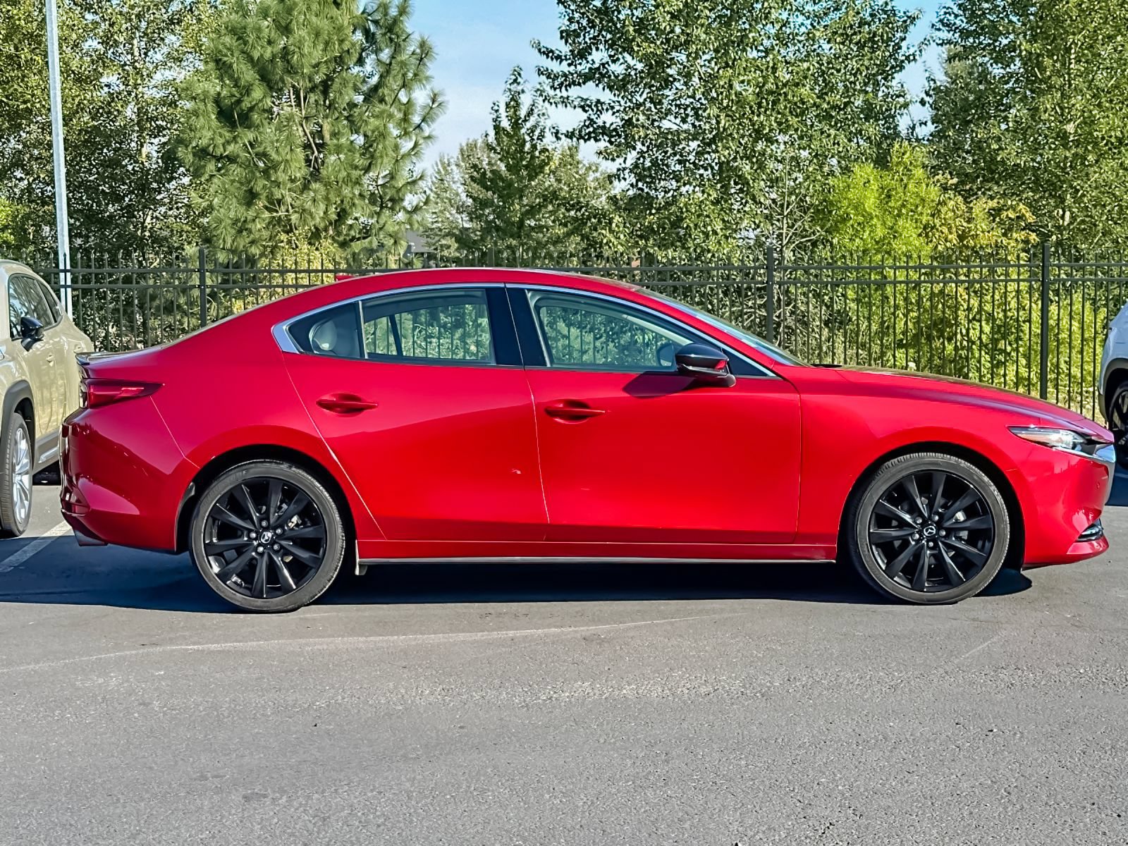 Used 2023 MAZDA MAZDA3 2.5 Turbo Sedan w/Premium Plus AWD/4WD image 2