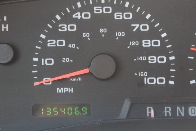 Used 2002 Ford F350 XLT image 37